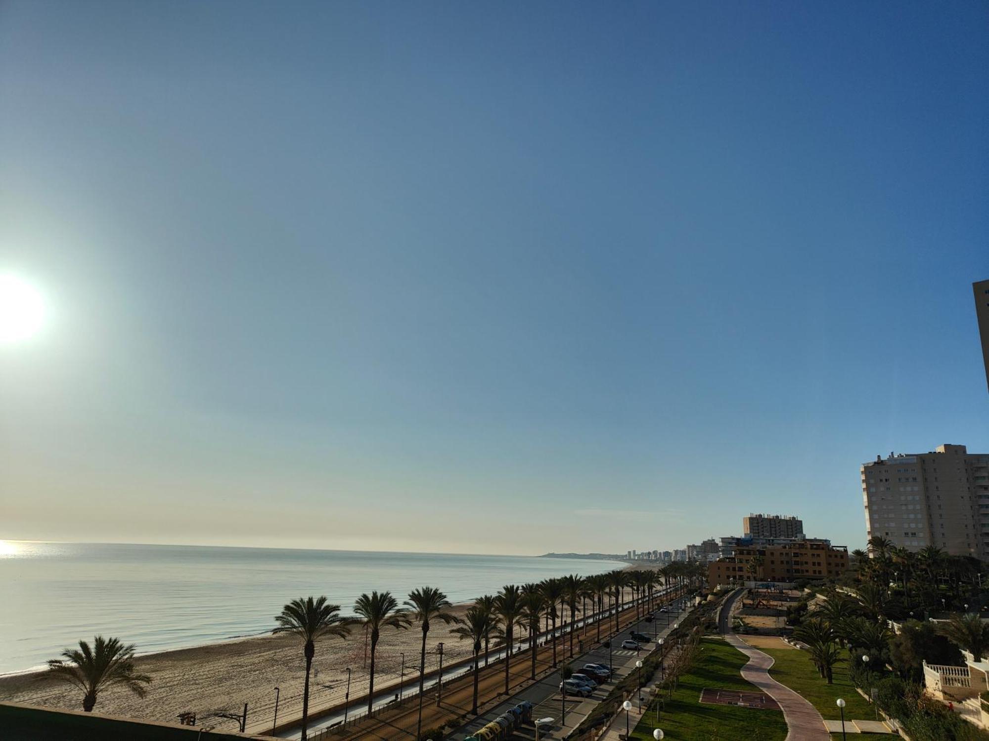 Seaside Beach-Lounge Alicante Ел-Кампельйо Екстер'єр фото